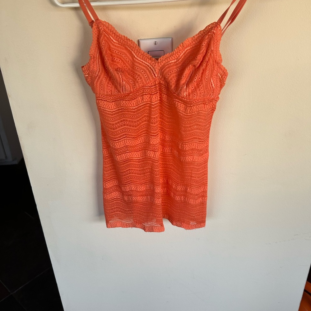 Cute top goes cute with jeans.